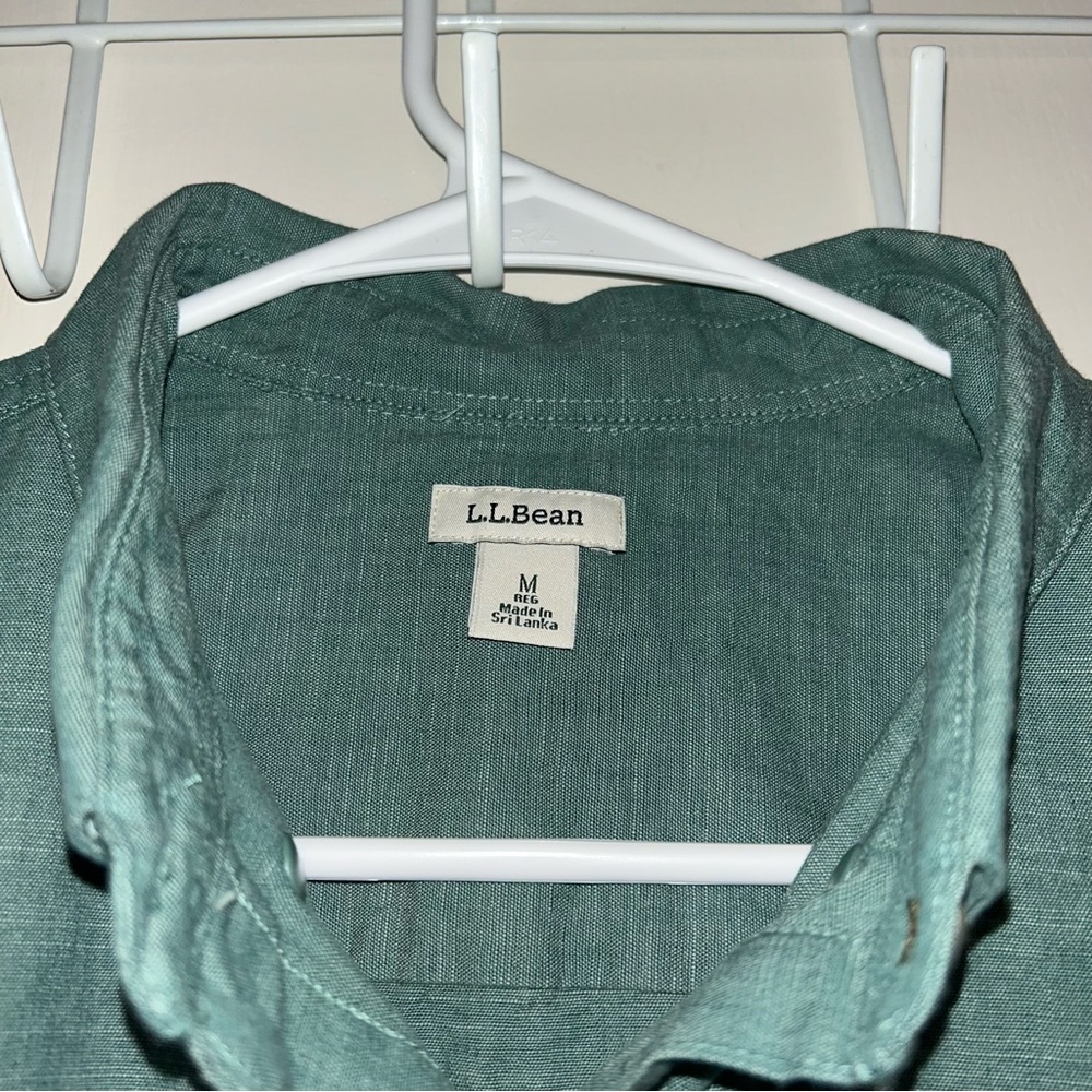 L.L. Bean Casual Teal Button-Down Shirt - Picture 2 of 3